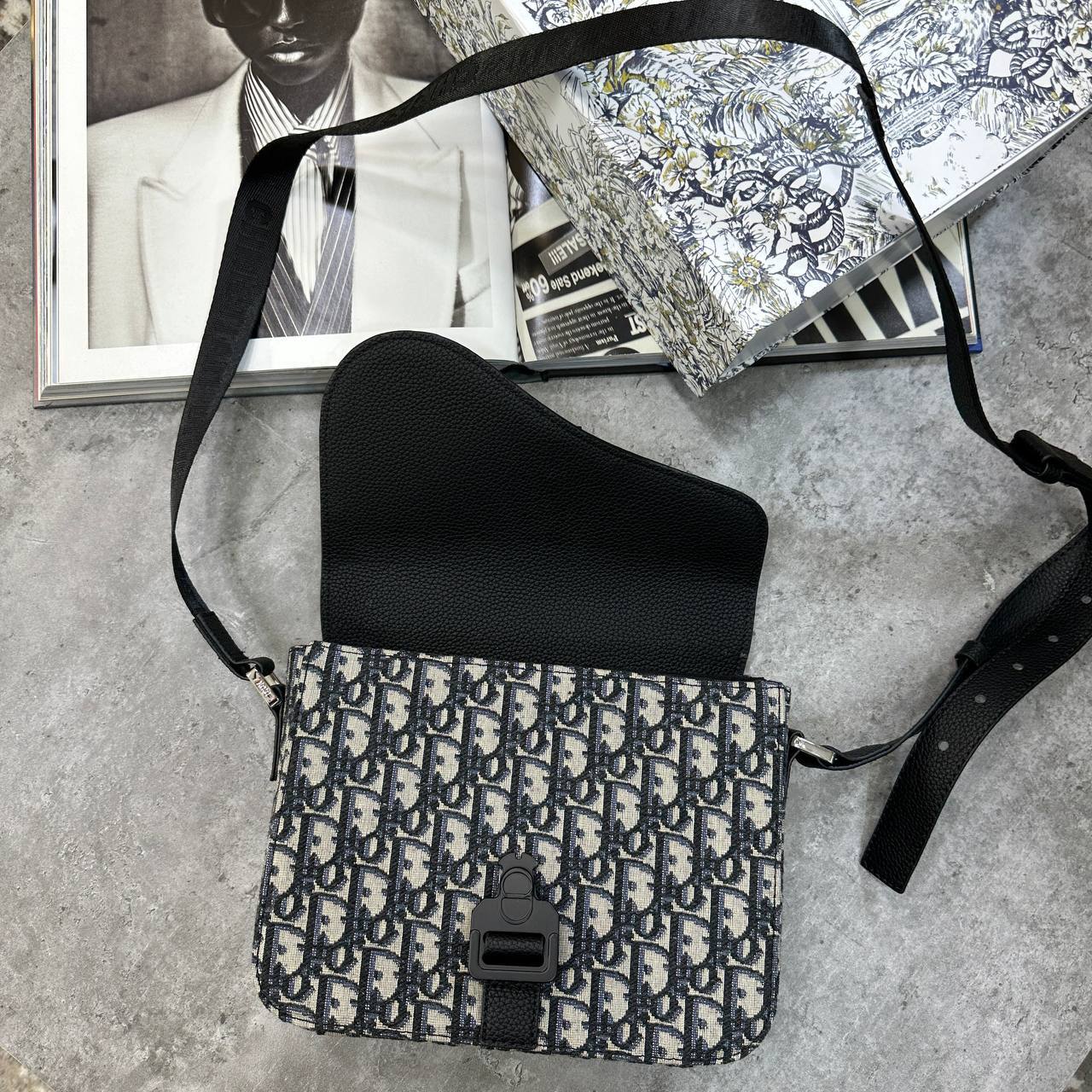 Christian Dior Signature Asymmetrical Messenger Bags Mens UK Reps AAA Quality