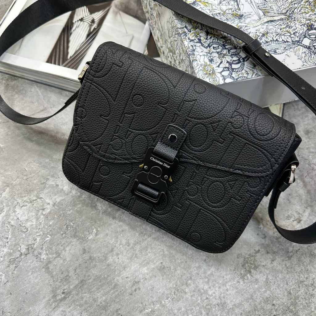 Christian Dior Black Gravity Messenger Bags Mens UK Reps AAA Quality