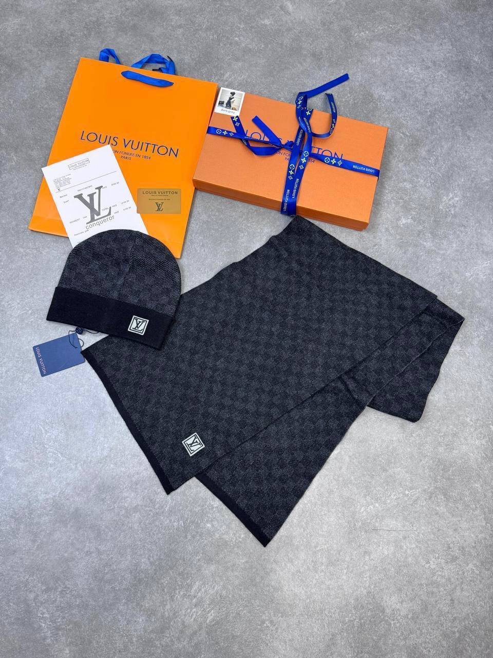 Louis Vuitton Monogram Cashmere Scarf & Cap Set Mens in Multiple Colors Best Sale UK Reps AAA Quality