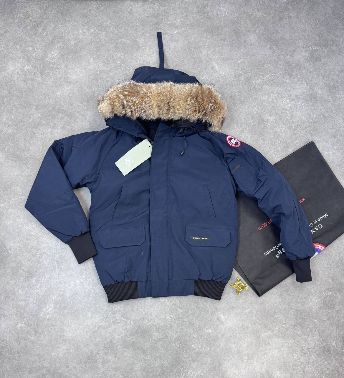 Canada Goose Chilliwack Fur-Trimmed Arctic-Tech Bomber Mens Jacket in Multiple Colors Best Sale UK Reps AAA Quality