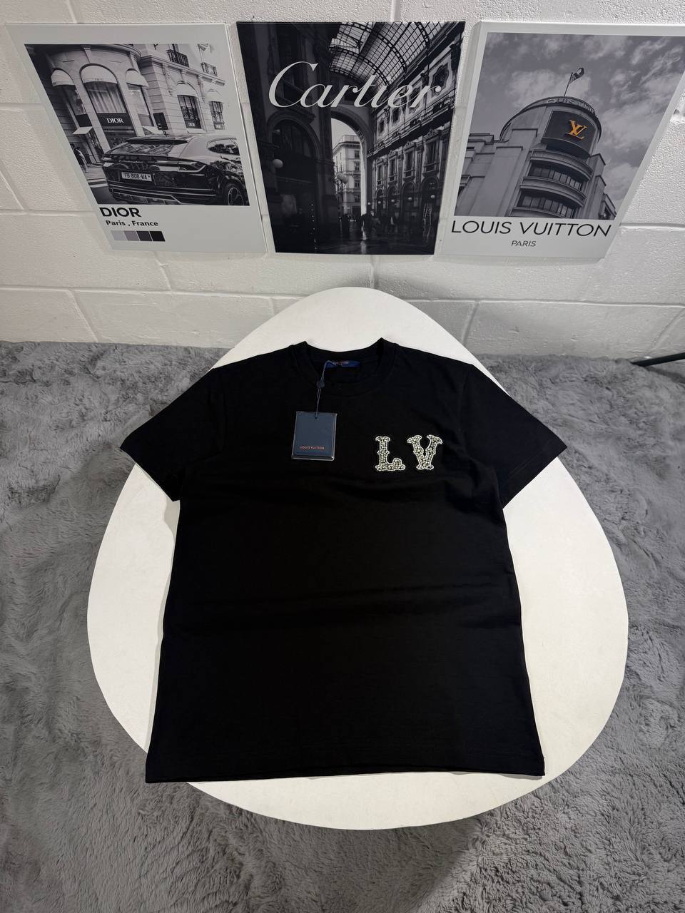 Louis Vuitton Embroidered Ready to Wear T-Shirts Mens in Multiple Colors UK Reps AAA Quality