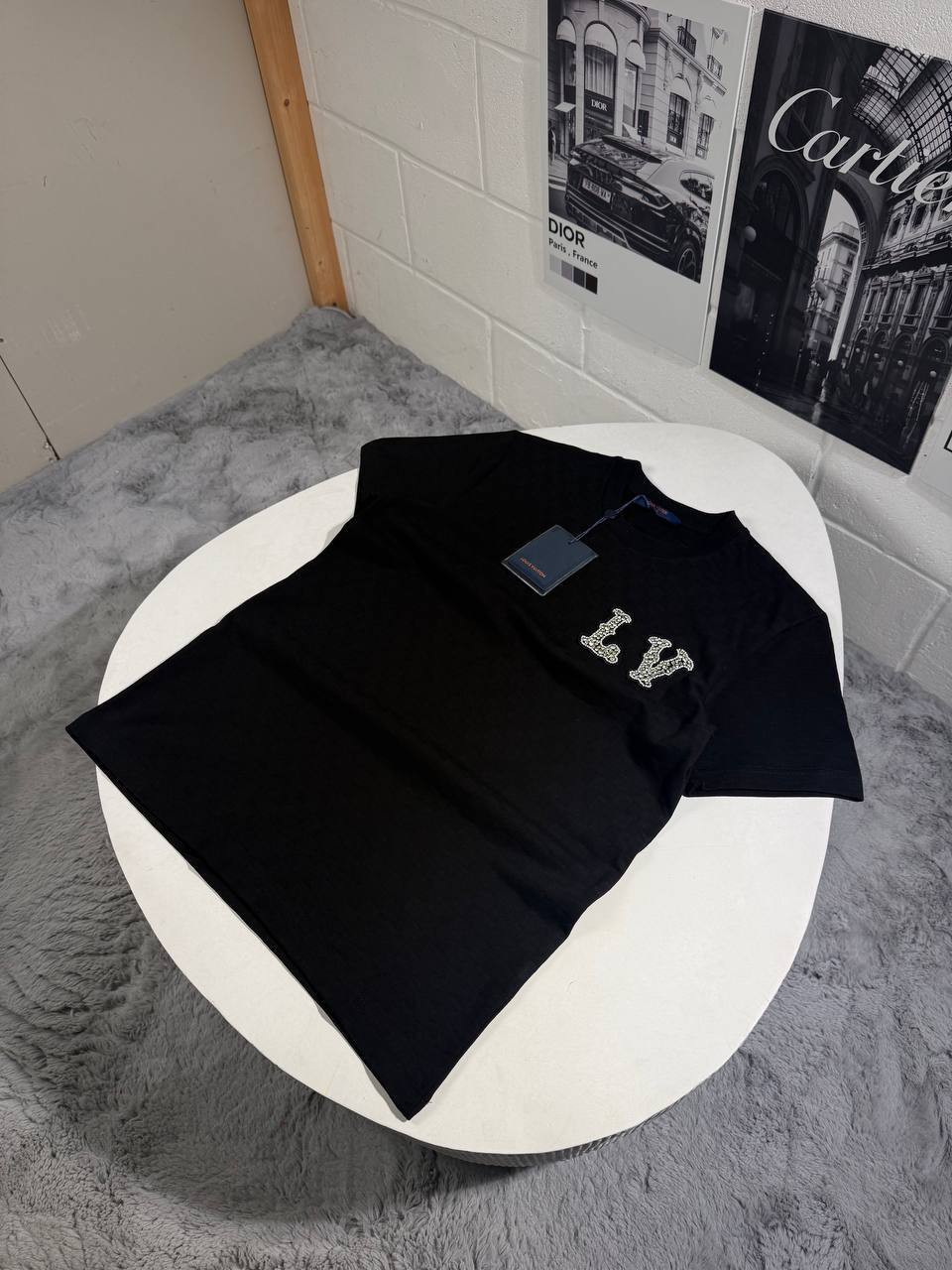 Louis Vuitton Embroidered Ready to Wear T-Shirts Mens in Multiple Colors UK Reps AAA Quality
