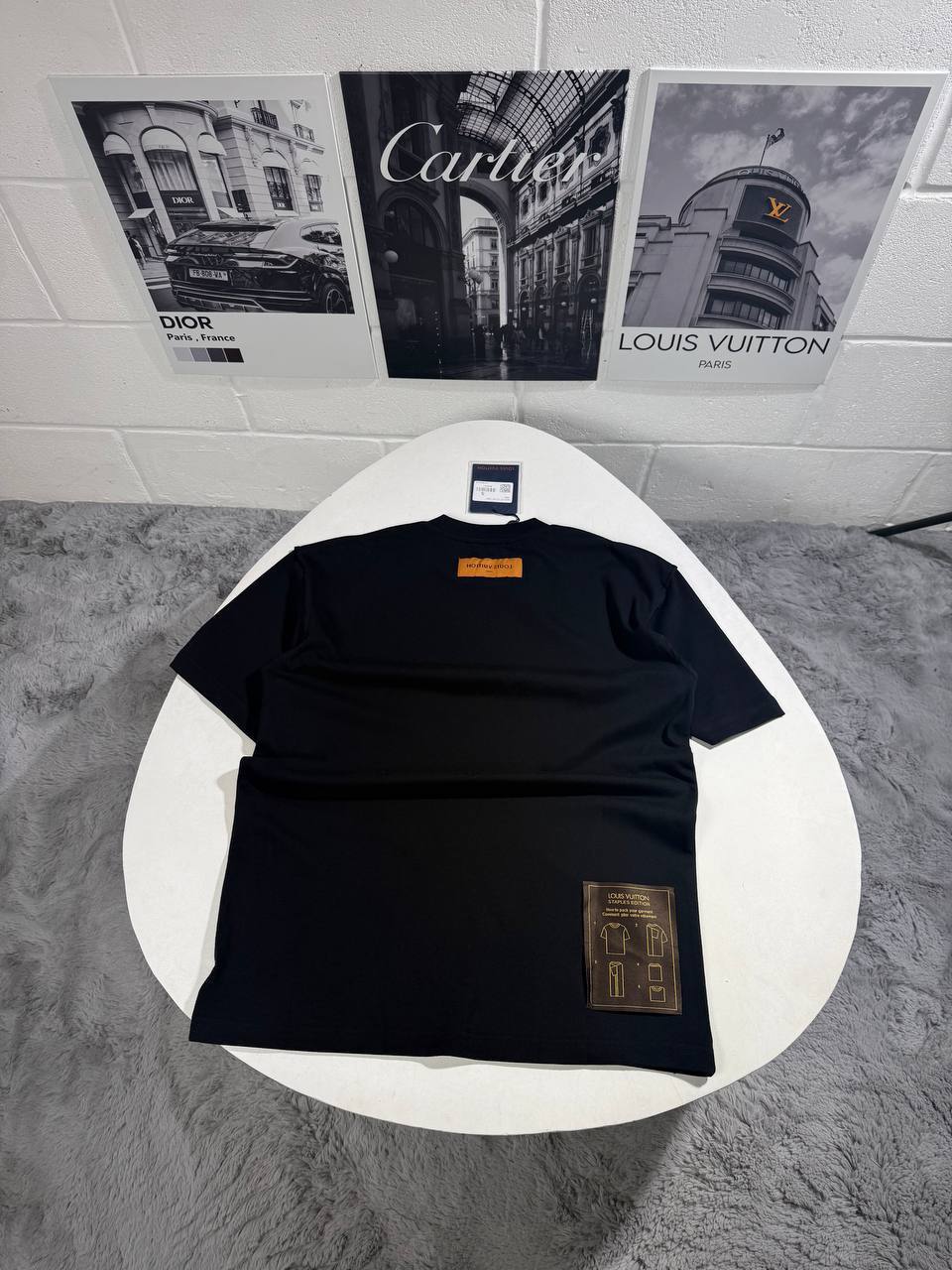 Louis Vuitton Patch Logo T-Shirts Mens in 2 Colors UK Reps AAA Quality