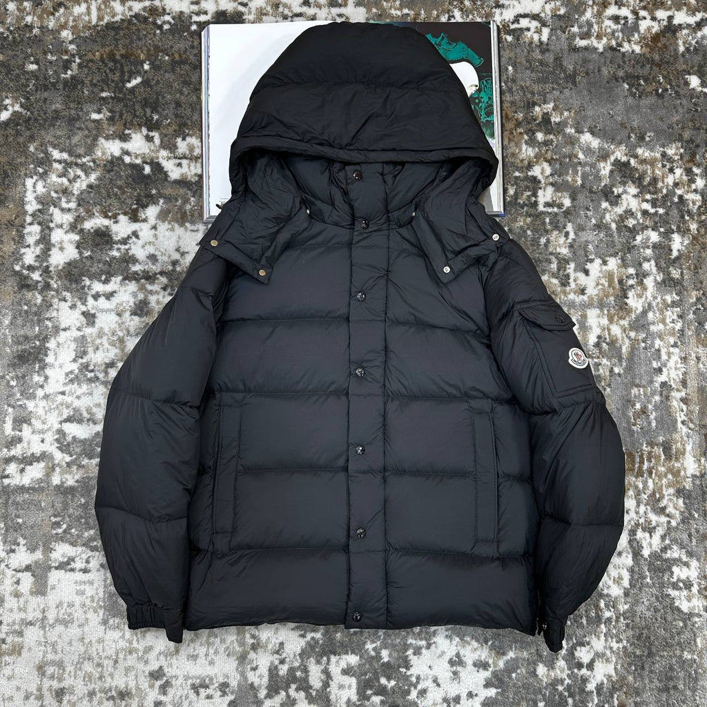 Moncler Vezere Quilted Down Jacket Mens in 2 Colors Best Sale UK Reps AAA Quality