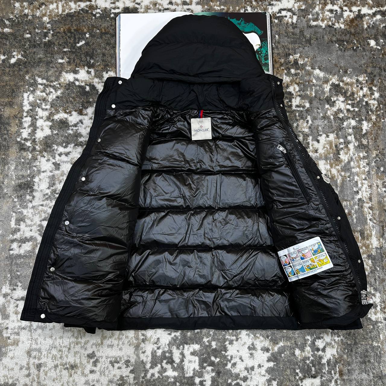Moncler Vezere Quilted Down Jacket Mens in 2 Colors Best Sale UK Reps AAA Quality
