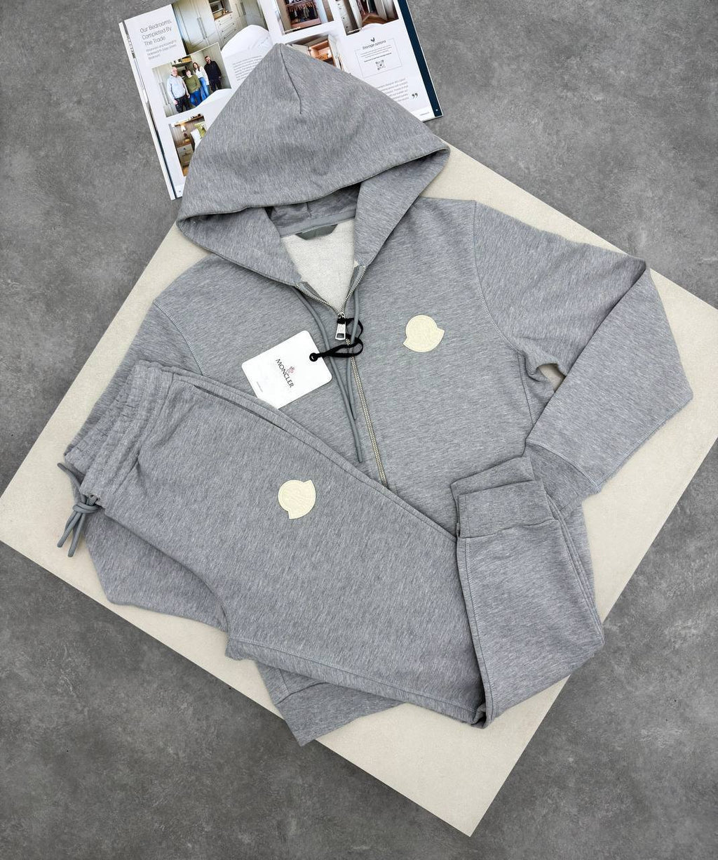 Moncler Logo Tracksuits Mens in Multiple Colors UK Reps AAA Quality