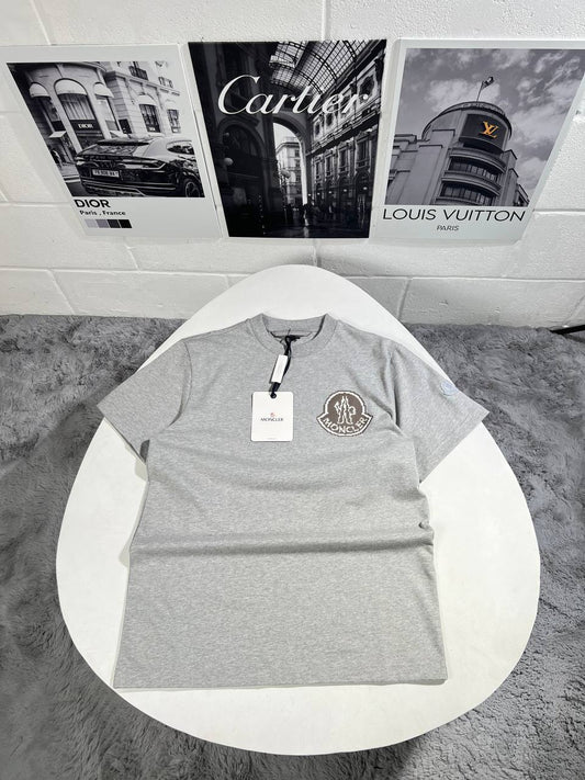 Moncler Men's Large Logo T-Shirts in Multiple Colors UK Reps AAA Quality