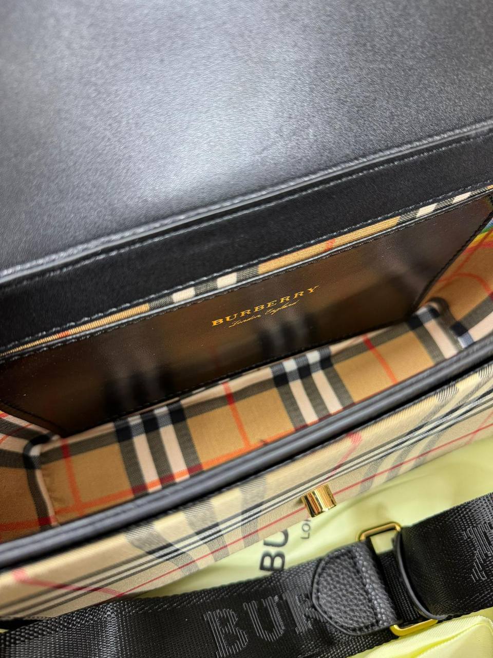Burberry Vintage Check Note Shoulder Bag Womens in Black Color UK Reps AAA Quality