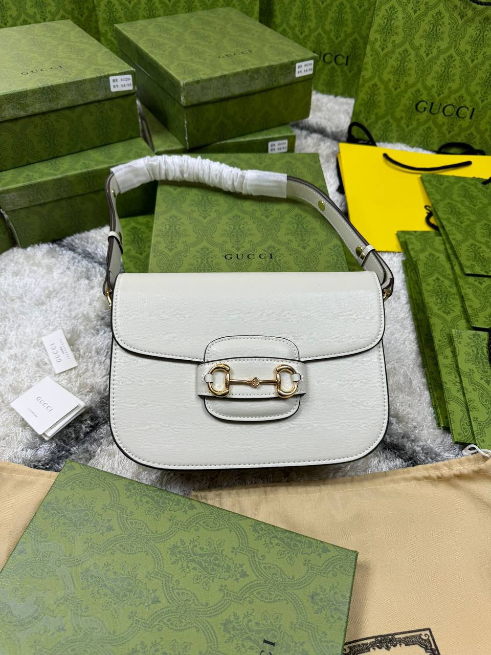 Gucci Horsebit Womens Bag in 2 Colors Best Sale AAA Quality UK Reps