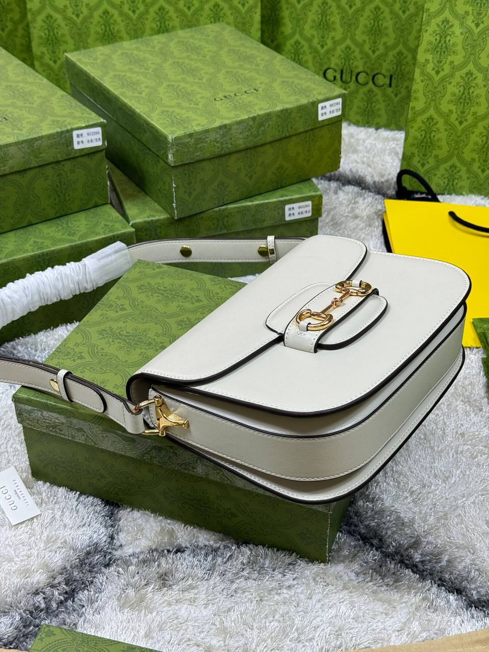 Gucci Horsebit Womens Bag in 2 Colors Best Sale AAA Quality UK Reps